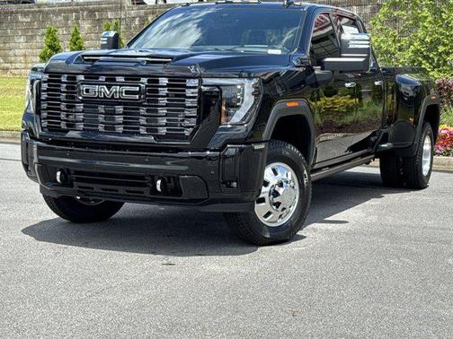 2025 GMC Sierra 3500 Denali