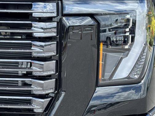 2025 GMC Sierra 3500 Denali
