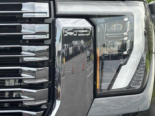 2024 GMC Sierra 3500 Denali