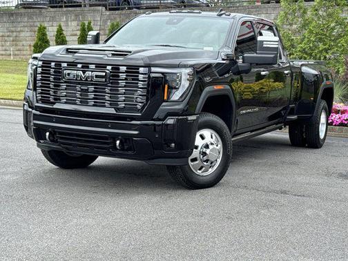 2025 GMC Sierra 3500 Denali
