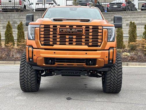 2025 GMC Sierra 2500 Denali