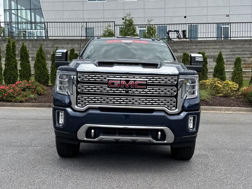 Pacific Blue Metallic 2022 GMC Sierra 2500 Denali