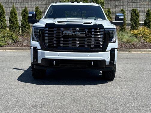 Glacier White Tricoat 2026 GMC Sierra 2500 Denali Ultimate