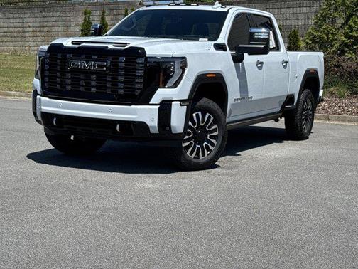 Glacier White Tricoat 2026 GMC Sierra 2500 Denali Ultimate