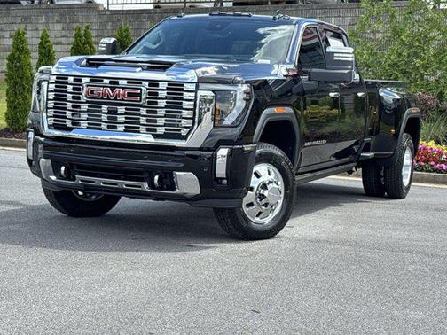 2025 GMC Sierra 3500 Denali