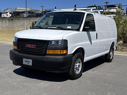 2025 GMC Savana 2500 Work Van