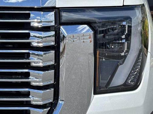 2025 GMC Sierra 2500 Denali