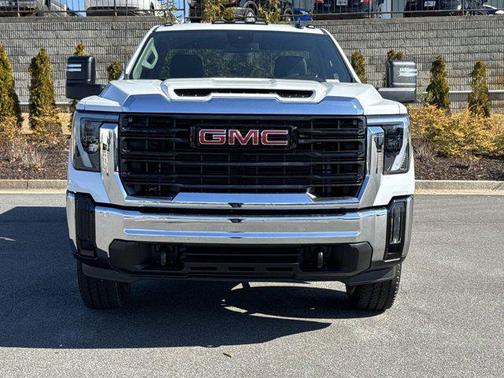 2025 GMC Sierra 2500 Base
