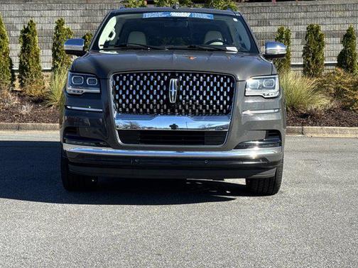 2022 Lincoln Navigator Black Label