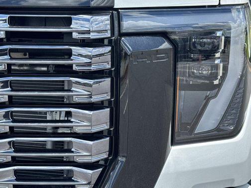 2025 GMC Sierra 3500 Denali