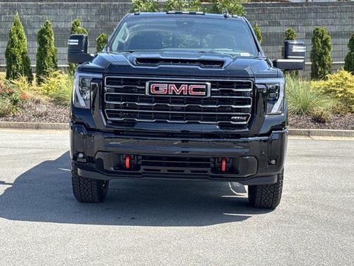 2025 GMC Sierra 2500 AT4
