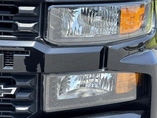 Black 2021 Chevrolet Silverado 1500 Custom
