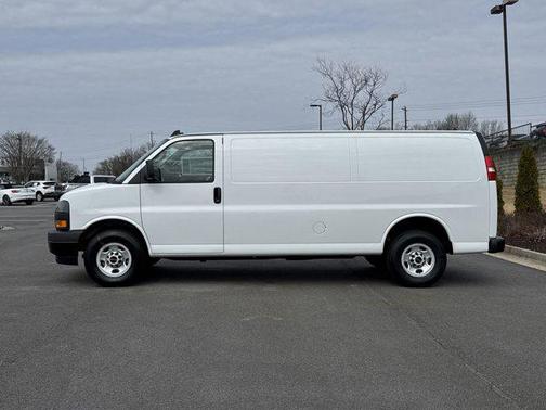 2024 GMC Savana 2500 Work Van