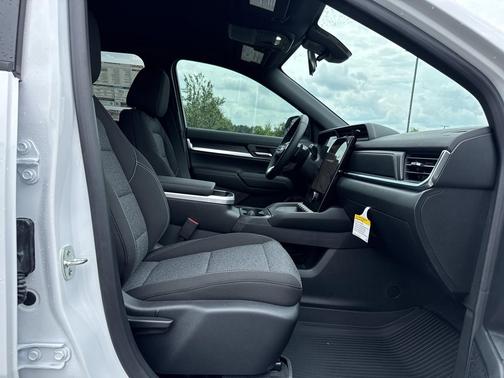 Summit White 2026 GMC Terrain FWD Elevation