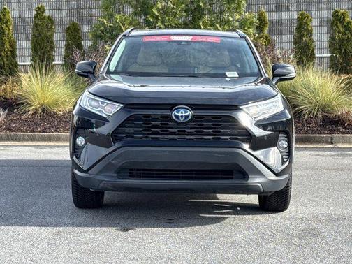 2021 Toyota RAV4 Hybrid XLE Premium