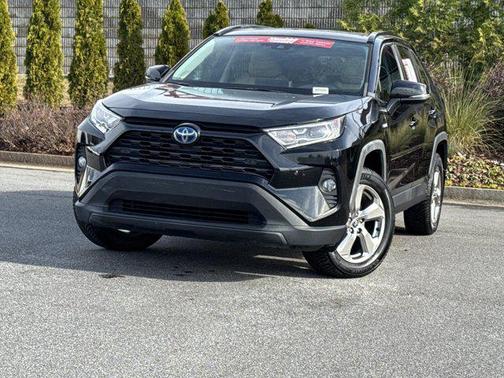 2021 Toyota RAV4 Hybrid XLE Premium