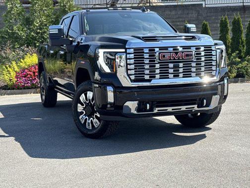 2025 GMC Sierra 2500 Denali