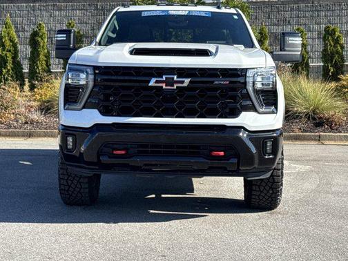 2024 Chevrolet Silverado 2500 4WD Crew Cab Standard Bed ZR2