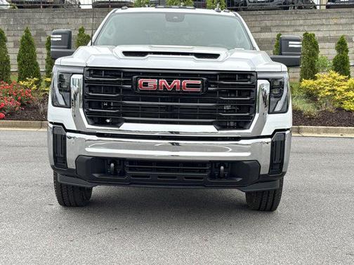 2025 GMC Sierra 2500 Base