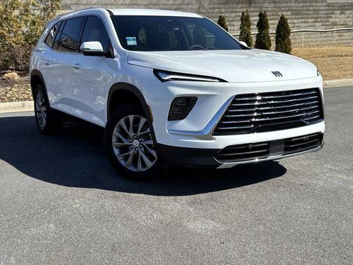 2025 Buick Enclave Preferred FWD