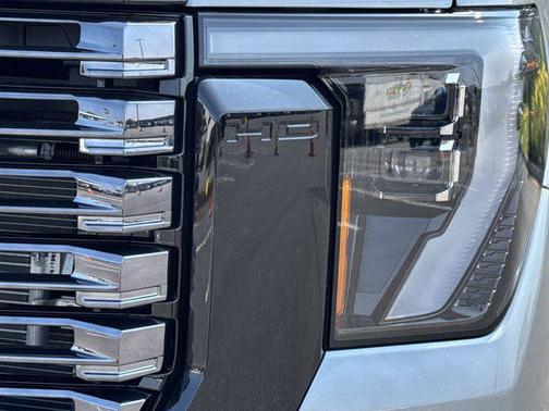 2025 GMC Sierra 3500 Denali