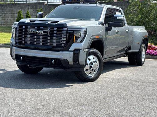 2025 GMC Sierra 3500 Denali