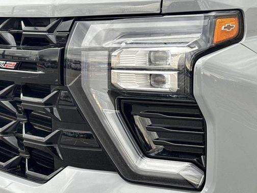 2024 Chevrolet Silverado 2500 4WD Crew Cab Standard Bed ZR2