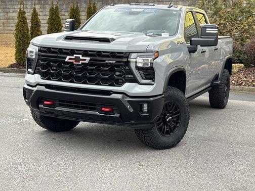 2024 Chevrolet Silverado 2500 4WD Crew Cab Standard Bed ZR2