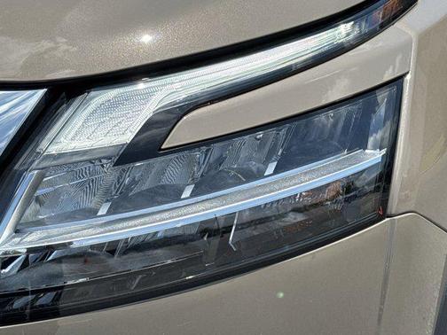 2023 Nissan Pathfinder Platinum 4WD