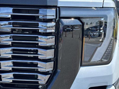 Glacier White Tricoat 2026 GMC Sierra 2500 Denali Ultimate