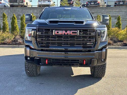 2024 GMC Sierra 2500 AT4