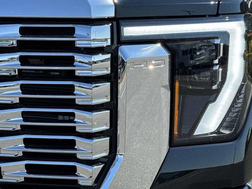 2025 GMC Sierra 2500 Denali
