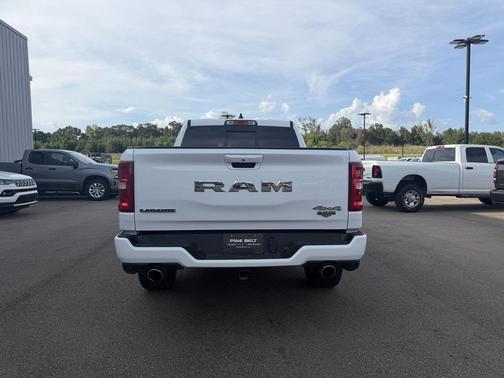 Bright White Clearcoat 2025 RAM 1500 Laramie