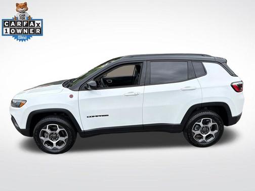 Bright White Clearcoat 2022 Jeep Compass TRAILHAWK