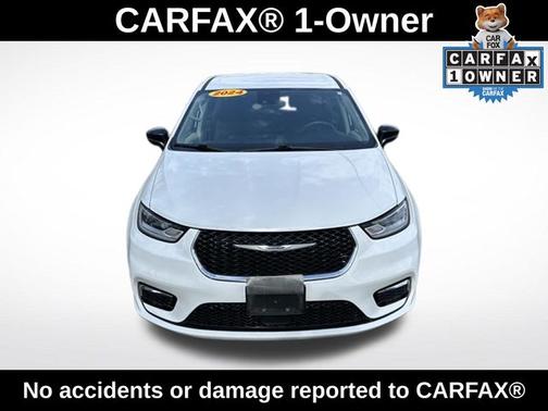 Bright White Clearcoat 2024 Chrysler Pacifica TOURING L