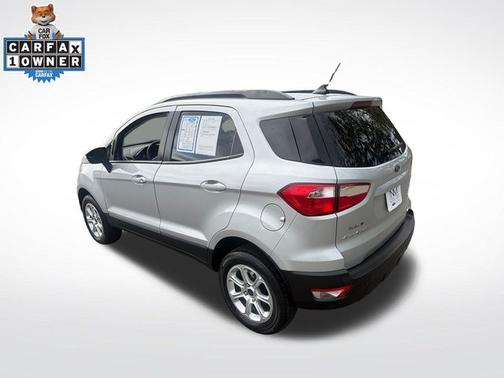 MOONDUST SILVER METALLIC 2022 Ford EcoSport SE