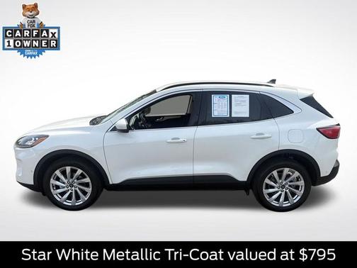 STAR WHITE METALLIC TRI-COA 2022 Ford Escape TITANIUM