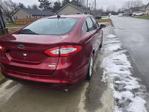 2014 Ford Fusion SE