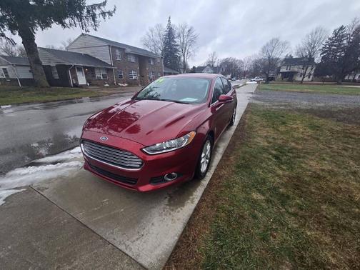 2014 Ford Fusion SE