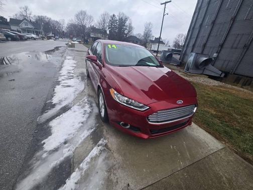 2014 Ford Fusion SE