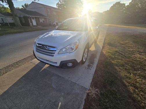 2014 Subaru Outback 2.5i Premium