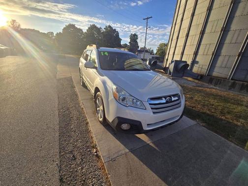 2014 Subaru Outback 2.5i Premium