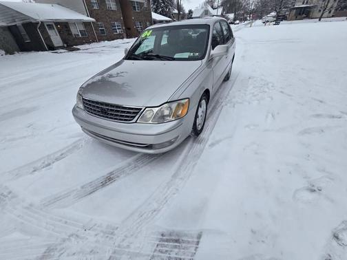 2004 Toyota Avalon XL
