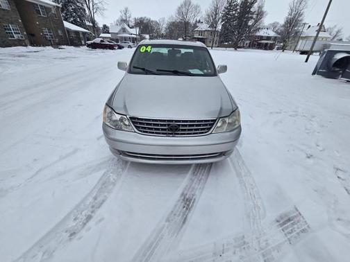 2004 Toyota Avalon XL