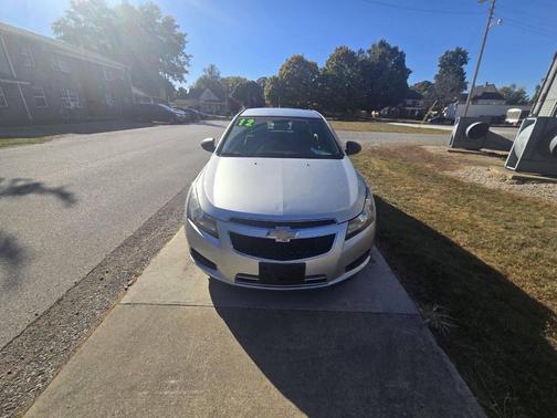 2012 Chevrolet Cruze LS