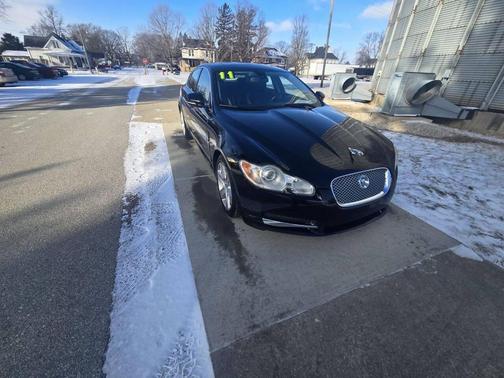 2011 Jaguar XF R