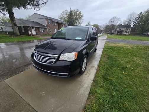 2014 Chrysler Town & Country Touring