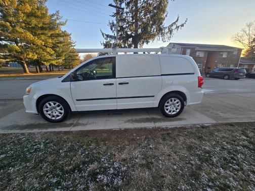 2014 RAM Cargo Tradesman