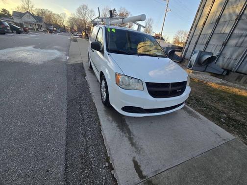 2014 RAM Cargo Tradesman