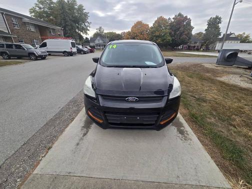 2014 Ford Escape S